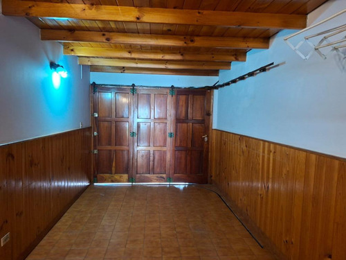 Casa En Venta - 3 Dormitorios 2 Baños - 233mts2 - Mar Del Plata