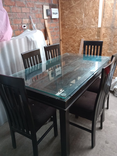 Mesa  De Comedor De 6 Sillas Madera Y Base D Vidrio Tenplado