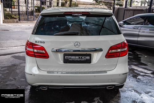 Imagem 4 de 10 de M Benz B200 Ano 2014