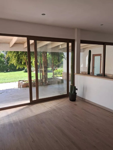 Linda Casa Nueva En Condominio/ Chicureo/ 1321 Mt2 / 370 Mt2