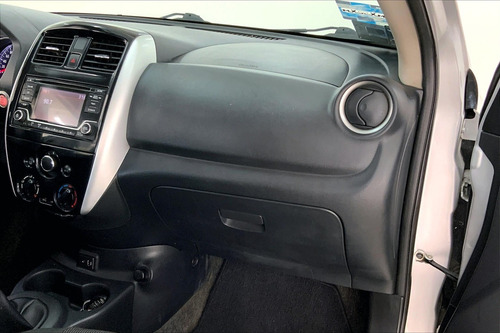 Imagen 16 de 25 de Nissan Versa 4 Pts Advance, Tm5, A/ac, Ve, F Niebla, Ra-15