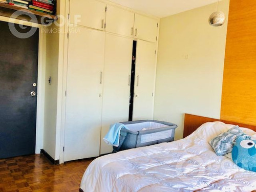 Vendo Apartamento De 2 Dormitorios Con Garaje, Próximo A Plaza Gomensoro, Punta Carretas