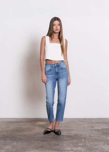 Pantalón Mom Fit De Jean Rígido Tiro Medio - Calvin