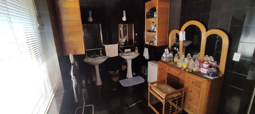 Imagen 8 de 30 de Maria Eugenia Blanco Vende Casa En Altos De Guataparo, Valencia 136529