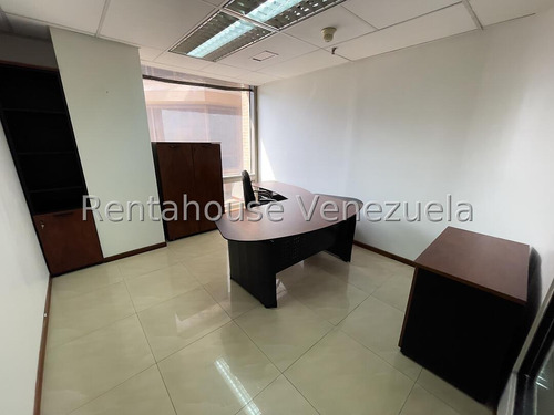 Oficina En Venta - Urb. Chacao.