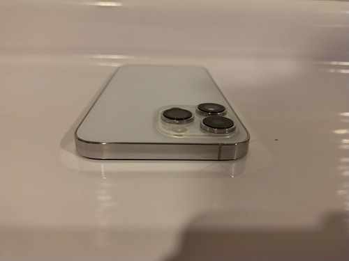 Apple iPhone 14 Pro Max (256 Gb) - Color Plata (Usado)