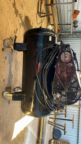 Um Compressor 15 Pés 175 Litros Nunca Usado Novo