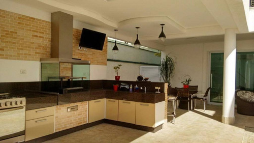 Sobrado Residencial À Venda, Caxangá, Suzano. - So0236
