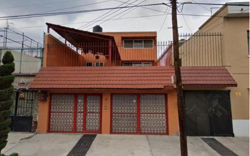 Casa En Venta En Gustavo A Madero, Col. Estrella,  Iks