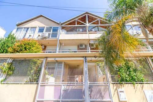 Venta Triplex 4 Amb Apto Crédito Permuta Urquiza