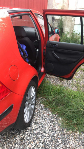 Volkswagen Golf 1.6 S.r