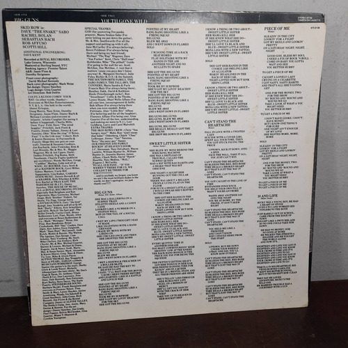 Imagem 3 de 8 de Vinil Lp Skid Row 1989 Com Encarte Bom Estado.