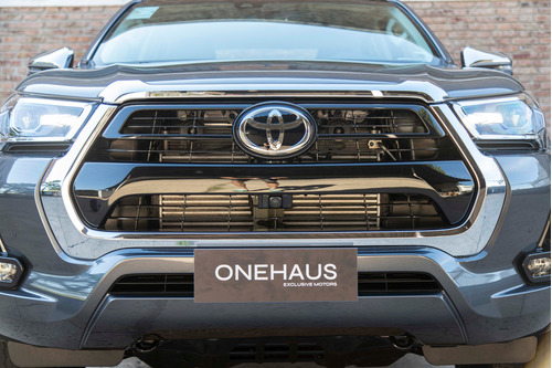 Toyota Hilux Pick-up 2.8 Cd Srx 204cv 4x4 At