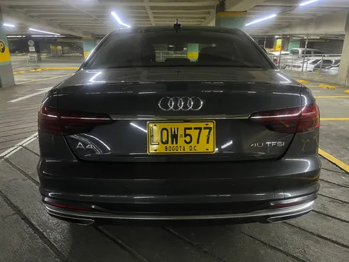 Audi A4 AUDI A4 TFSI MHEV advance TP TURBO