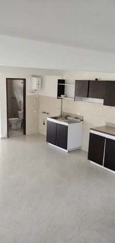 Imagen 12 de 14 de Casa Townhouse Urb El Retiro Conj Hill Wall San Antonio