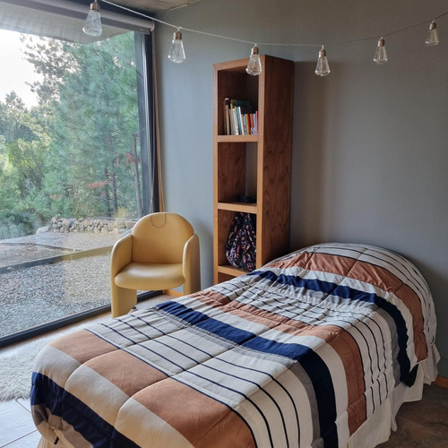 Casa En Venta - 3 Dormitorios 3 Baños - 2.100mts2 - San Martín De Los Andes