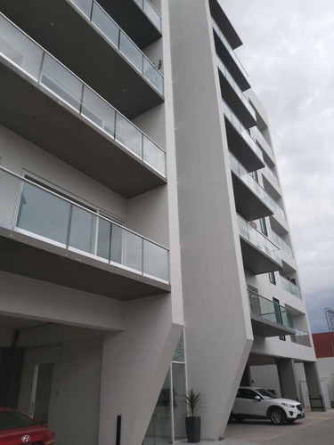 Departamento En Venta En Zavaleta