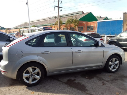 Imagen 6 de 13 de Ford Focus Guia 2.0 5 Puertas