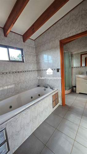 Se Arrienda Terreno Con Cabañas En Comuna De Algarrobo