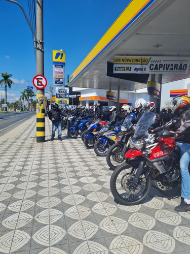Imagem 11 de 15 de Cbr 650f Abs Esportiva