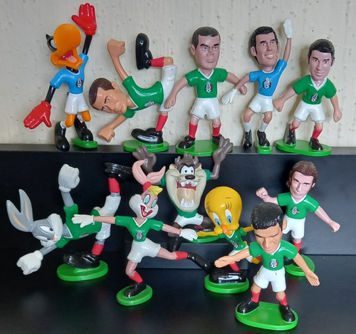 Figuras Sonrics Looney Tunes, Fútbol Alemania 2006, Completa