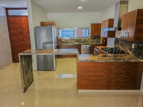 Casa · 3 Recámaras · Residencial Palmaris · Av. Huayacan · Amenidades