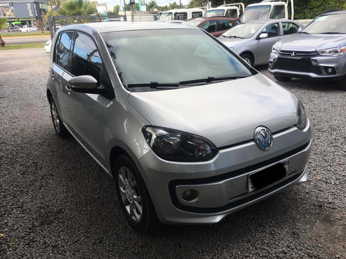 Volkswagen Up! 2016 1.0 High Up! 75cv