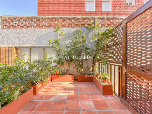 Apartamento En Gorlero, 4 Dormitorios