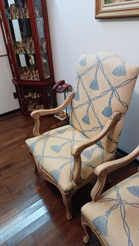 2 Poltronas Grandes Espanholas Luxuosas Não Envio (Usado)
