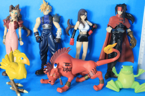 Lote Cloud Tifa Red Vincent Aeris Bandai 1997 Final Fantasy (Usado)