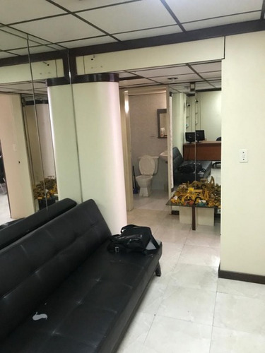 Imagen 3 de 7 de Venta De Oficina O Consultorio En Torre 18 La Campiña Caracas