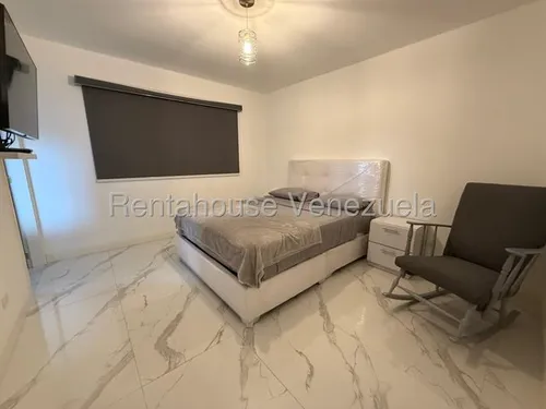 Apartamento En Venta Chuao Abm