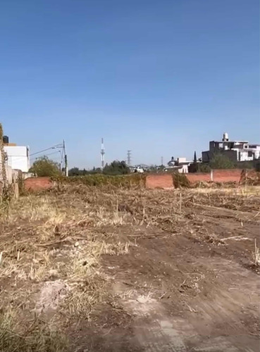 Terreno De 1934.35 Metros 2 Servicios Y Pagos Al Corriente