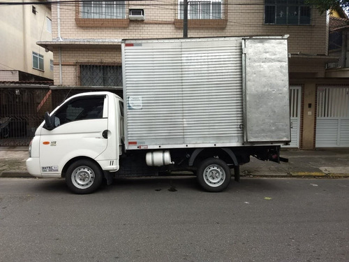 Imagem 2 de 14 de Hyundai Hr 2011 2.5 Rs Longo S/ Carroceria Tci 2p