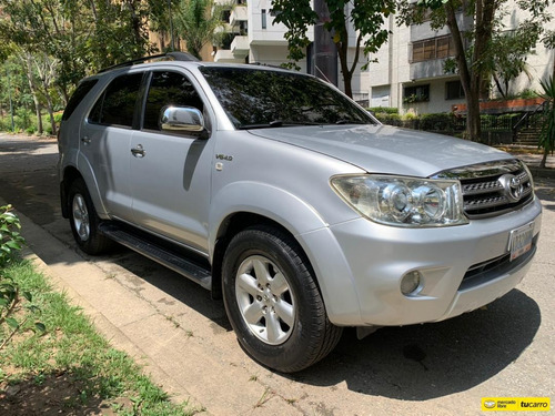 Toyota Fortuner Sr 7ptos 4x4