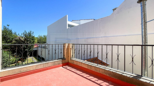 Casa 4 Dormitorios Alquiler - Carapachay