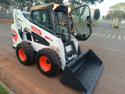 Mini-carregadeira Bobcat S570 Ref.236911