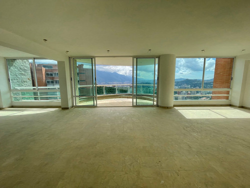 Imagen 4 de 10 de Vendo Ph 318 M2 + 318 M2 De Terraza En Urb. Mirador De Los Campitos