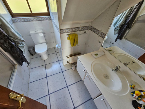 En Venta, Gran Propiedad En Lomas De San Andrés.