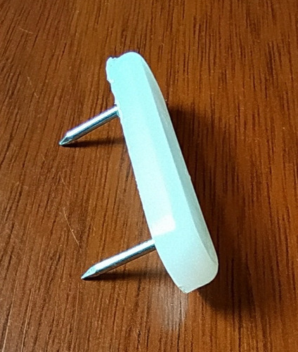Patas Clavos Doble De Plástico X 50 Unidades