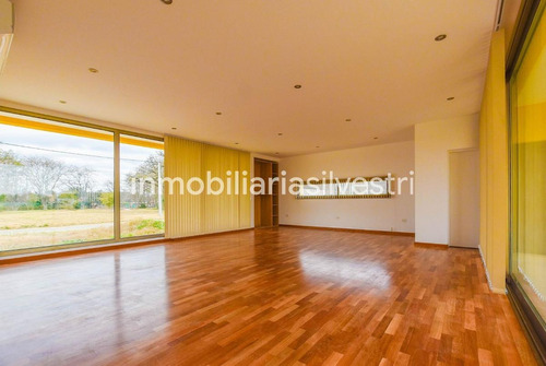Imagen 2 de 24 de 467 E/ 138 Y 141, City Bell, Barrio Privado ''las Carolinas'' - Casa A Estrenar En Venta