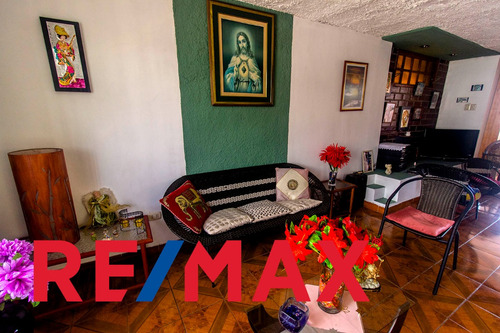 Se Vende Departamento Duplex En San Juan De Miraflores