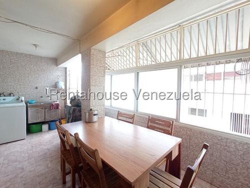 Apartamento En Venta Los Palos Grandes 25-22948