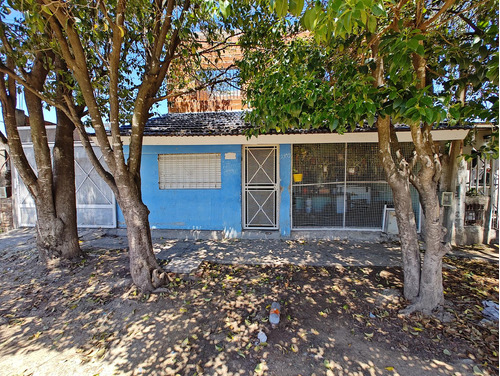 Casa En  Gregorio De Laferrere