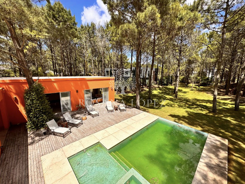 La Herradura Pinamar Casa 5 Dormitorios En Suite