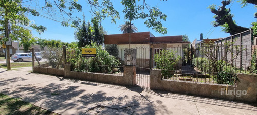 Casa 2 Dormitorios En Soldini. Alto Potencial Comercial. Segunda Unidad A Refaccionar