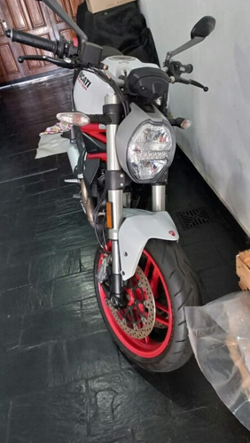 Imagen 2 de 8 de Ducati Monster 797