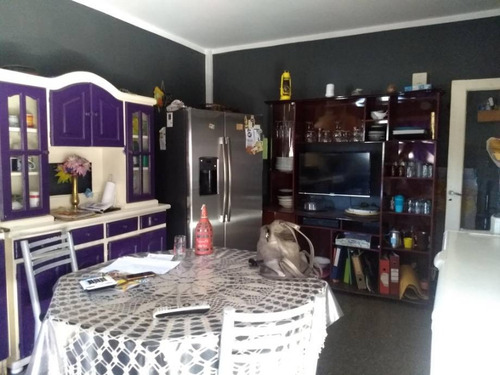 Chalet En Venta En Quilmes Oeste