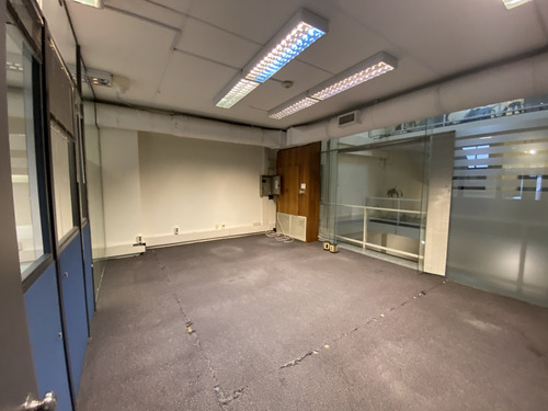 Edificio En Venta Peatonal Sarandí - Ciudad Vieja