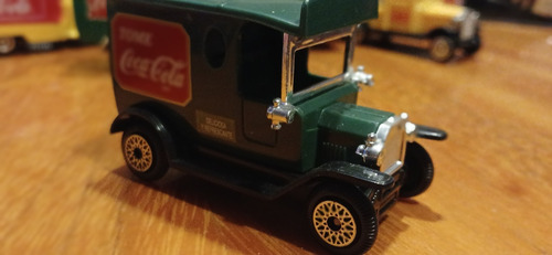 Colección Camioncitos Coca-cola 90's